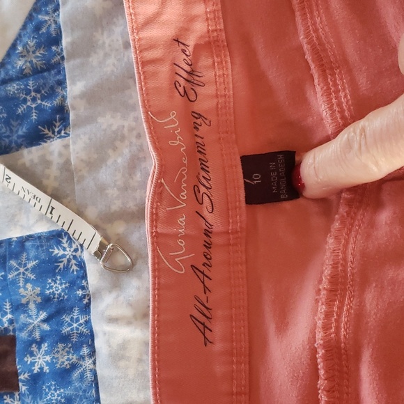 Gloria Vanderbilt stretch capris - Picture 5 of 7